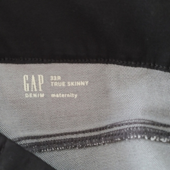 🆕️ Gap Maternity soft Demi Panel True Skinny Jeans SOFT BLACK with whiskering - Picture 9 of 11